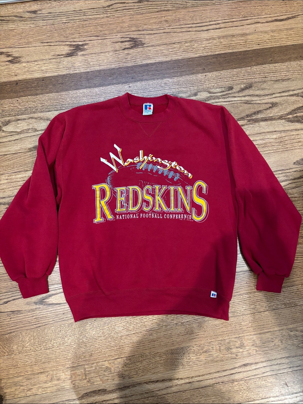 Russell Athletic Washington Redskins Crewneck, size Large